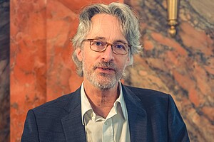 Porträt des Rektors Prof. Dr. Christoph Schneider
