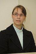 Claudia Möstel, Studierende aus Hohenheim, betreut die Neuankömmlinge aus aller Welt.