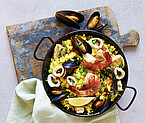 Paella mit Meeresfrüchten: Nur eins von über 100 leckeren und gesunden Rezepten aus dem Buch „Mediterrane Ernährung“. S. Bütow/Thieme