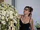 Magisches Arrangement für magische Worte: Meisterschülerin Maria Kraft mit einer raumgreifenden Installation zeitgemäßer Floristik. | Foto: Rüdiger Schulze / Universität Hohenheim