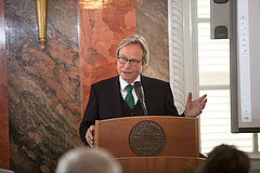 Dr. Dr. h.c. Dr. h.c. Andreas J. Büchting, Aufssichtsratsvorsitzender der KWS SAAT AG