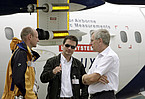 Letzte Besprechung vor dem Forschungsflug: COPS-Leiter Prof. Dr. Volker Wulfmeyer und Prof. Dr. Christoph Kottmeier mit COPS Koordinator  Dr. Andreas Behrendt