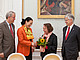 Ratsmitglied Uschi Eid (Altersvorsitz) und Prof. Dr. Stephan Dabbert (Rektor) gratulieren Marion Johannsen und Prof. Dr. Hans-Peter Burghof zur einstimmigen Wahl | Bildquelle: Universität Hohenheim