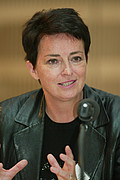 Eine der besten Wegbereiterinnen für die berufliche Karriere ihrer Studierenden: Prof. Dr. Claudia Mast