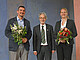 Rektor Prof. Dr. Christoph Schneider (m.) gratuliert Prof. Dr. Alexander Schaum, dem neu gewählten Prorektor für Digitalisierung, und dankt dessen Vorgängerin Prof. Dr. Caroline Ruiner. | Bildquelle: Universität Hohenheim / Dorothea Elsner Rektor Prof. Dr. Christoph Schneider (m.) gratuliert Prof. Dr. Alexander Schaum, dem neu gewählten Prorektor für Digitalisierung, und dankt dessen Vorgängerin Prof. Dr. Caroline Ruiner. | Bildquelle: Universität Hohenheim / Dorothea Elsner