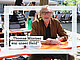 Alumnus Bernhard Fuchs hat die Gründung der TMS in bewegten Zeiten miterlebt. Bild: Uni Hohenheim / Leonhardmair
