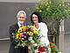 Die Vorsitzende des Universitätsrats Dr. Susanne Herre gratulierte Prof. Dr. Christoph Schneider nach der Wahl zum Rektor der Universität Hohenheim. | Bildquelle: Universität Hohenheim / Florian Klebs