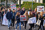 Trauermarsch für die Bildung über den Campus der Universität Hohenheim. | Universität Hohenheim / Winkler