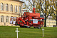 Fahrzeuge der Versuchsstation Agrarwissenschaften begleiten den Trauermarsch für die Bildung über den Campus der Universität Hohenheim. | Universität Hohenheim / Winkler